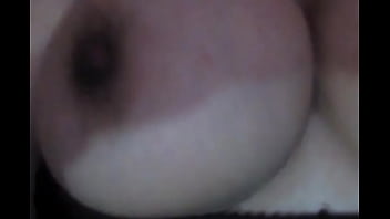 Hago Rebotar Sus Grandes Tetas Mientras La Penetro