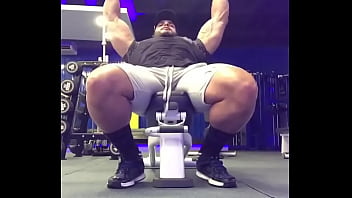 Ejercicios De Brazo Por Lucas Mesquita Gavião