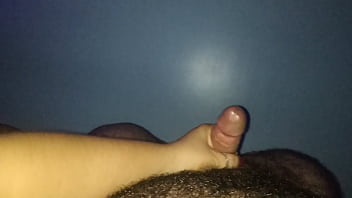 Morena Punhetando O Amigo