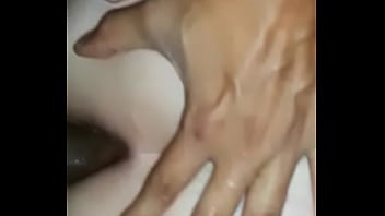 Metendo No Cuzinho Rosa Da Vizinha Casada