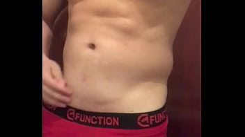 Bodybuilder Red Boxer Big Dick