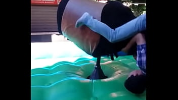 Novinho Cavalgando Ferozmente, E Pede Bis