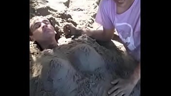 Se La Hechan Encima Y Le Cae En Los Ojos