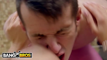 Bangbros - Big Titty Motorboat Loop