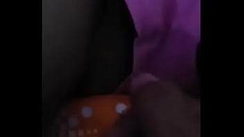 En Busca Del Clitoris Al Son De Justin Bieber(love Me, Love Me)