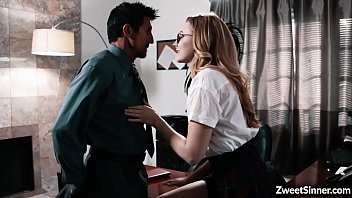 Babe Alexa Grace Bangs With Horny Dean And Begs Him To Fuck Her Tight Teen Cunt.