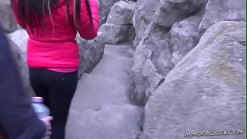 Live Show Babes Vibrate And Get Fucked