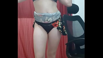 Striper Mostrando Un Poco