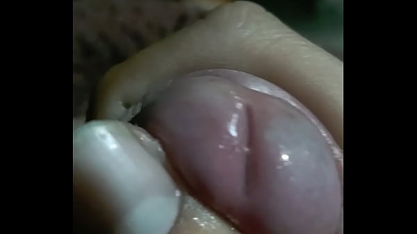 Masturbándome Hasta Sacar Toda La Leche.