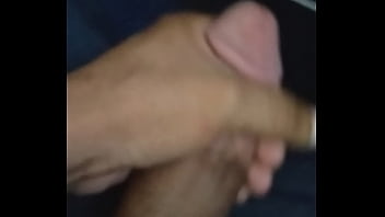 Punheta Com Gozada Onibus Publico