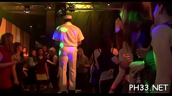 Angels Holding Dicks In Both Hands - hardcore, interracial, blowjob, amateur, party, cfnm, group-sex - Video 2846082