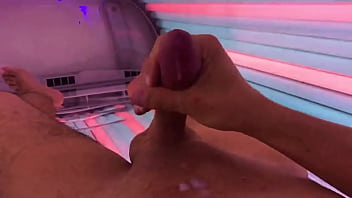 Wichsen Im Solarium