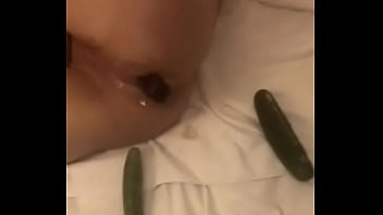 Insertando Un Auricular De Teléfono Fijo En Mi Ano