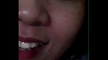 Noviyani Gadis Betawi - gadis, sange, muncrat, gadis-betawi - Video 2928558