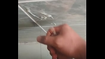 Rica Paja En El Baño - gay, corrida, rico, paja, verga, leche, soloboy - Video 2946291