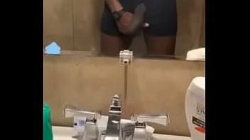 Herfavchoker Bbc In The Showers.