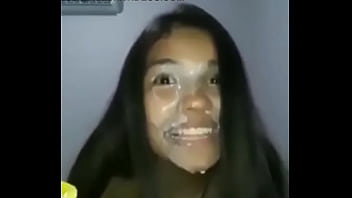 Novinha Levando Leitada Na Cara Do Deputado