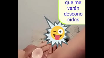 Su Juguete La Hace Muy Feliz, Ella Disfruta Desde Que Se Lo Regale