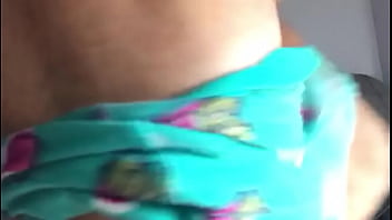 Probando Plug En El Culo Tras Venir De Paseo