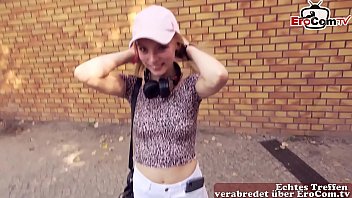 Sehr Junge Kleine Touristin Teen Abgeschleppt über Erocom Date Und Outdoor Pov Gefickt