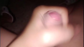 E trai thẳng ai có nhu cầu chát sex ko ạ