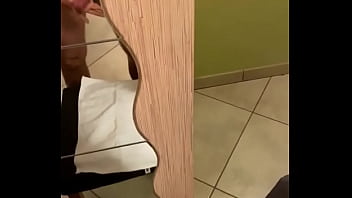 Sega E Venuta Da Solo In Stanza Di Albergo