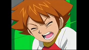 Ouriço Fodendo Careca Barrigudo E Bigodudo Sem Dó, Ficando Amarelinho, E O Namorado Dela So Jogando Free Fire