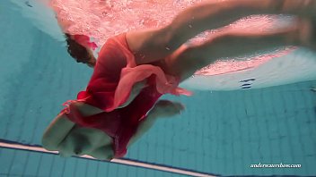 Duna Bultihalo Underwater Dressed Beauty