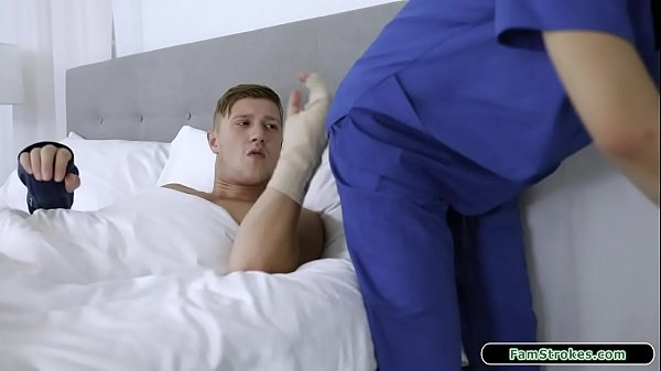 19yo Nurse Stepsis Gives Stepbro A Hand