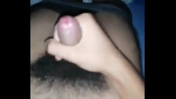 Mi Primera Paja Aquí Para Ustedes