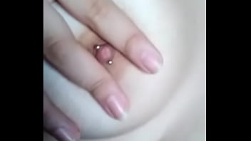 Novinha Se Exibindo - teen, sexy, amateur, white, piercing, girlfriend, amadora, peitos, novinha - Video 2937257