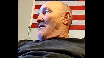 Johnyluvcock Gets Smoked And Sucked!