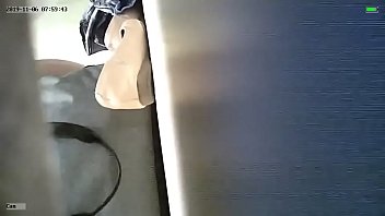 Abigail En El Baño3