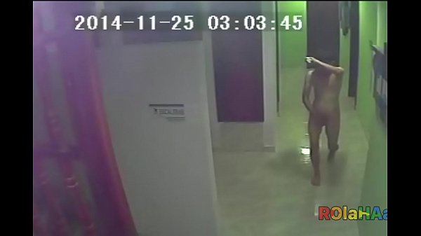 Hétero Haciéndose La Paja Captado Por Cámara De Un Hotel