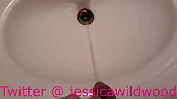 Jessica Wildwood Piss' In The Sink 2020