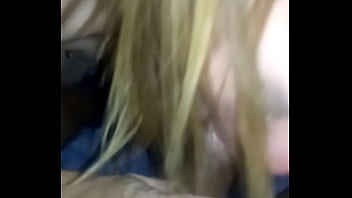 Punheta Da Loira Safada