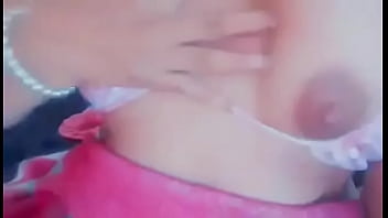 Niña Tetona De Cochabamba