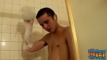 Straight And Tattooed Thug Masturbates After Taking A Bath