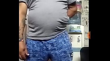 Señor Gordito Sexy Calentando A Sus Seguidores