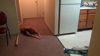 Rock Star Bob: Sexy Nude Girl Gif - brunette, nude, cleavage - Video 2927013