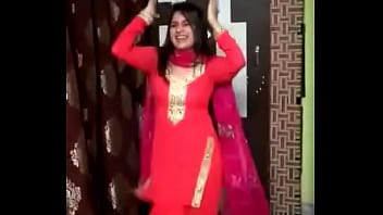 Desi Girl- Hot Mujra Practice