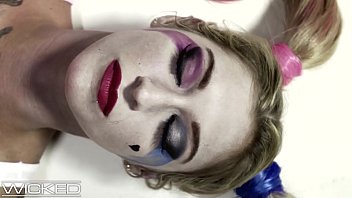 Birds Of Prey - Harley Quinn _ Katana Lesbian Fuck