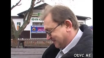 Slender Brunette Cathy Gets Hole Banged