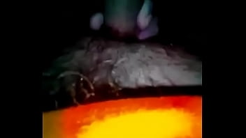 Lo Trata Como Chupetin