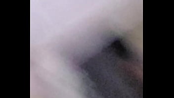 Me Cojo A Su Esposa Culona Mientras El Le Llama Por Telefono