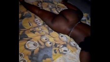 Belle Ronde Au Sein Bonbasse