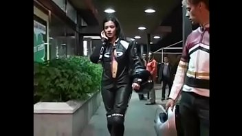 Rocco Super Moto Hard, Rocco Apostando Corrida Com A Gostosa