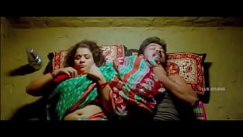 Hot Tamil Aunty Tempting Romance With Young Boy