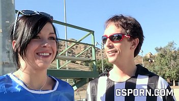 El árbitro Y La Teen Animadora