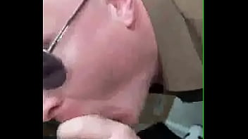 Fardado Cai De Boca Na Piroca